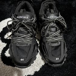 Balenciaga tracks