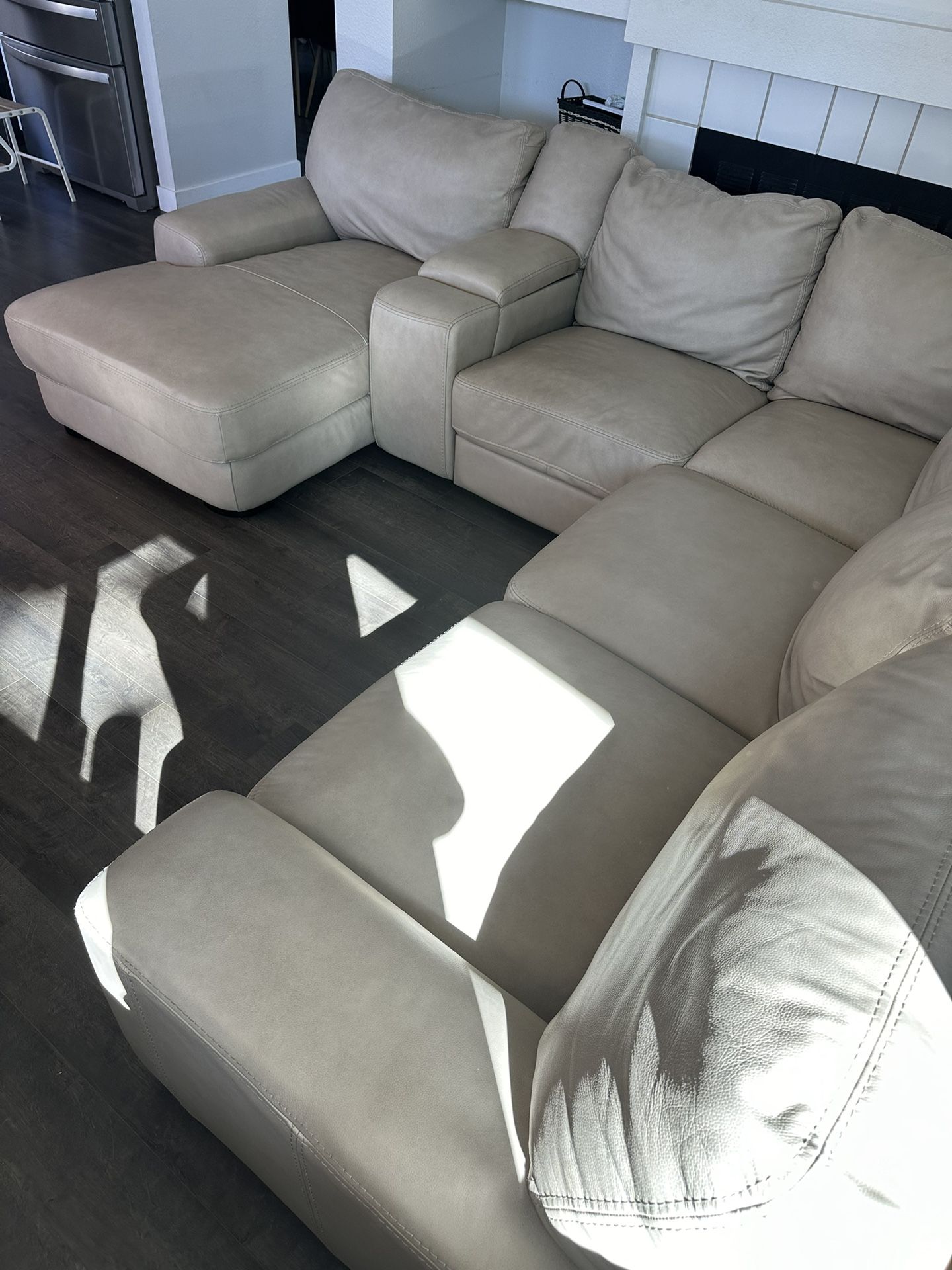 RC willey sectional with chaise