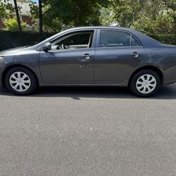 2009 Toyota Corolla LE-4 Cyl Automatic $6800