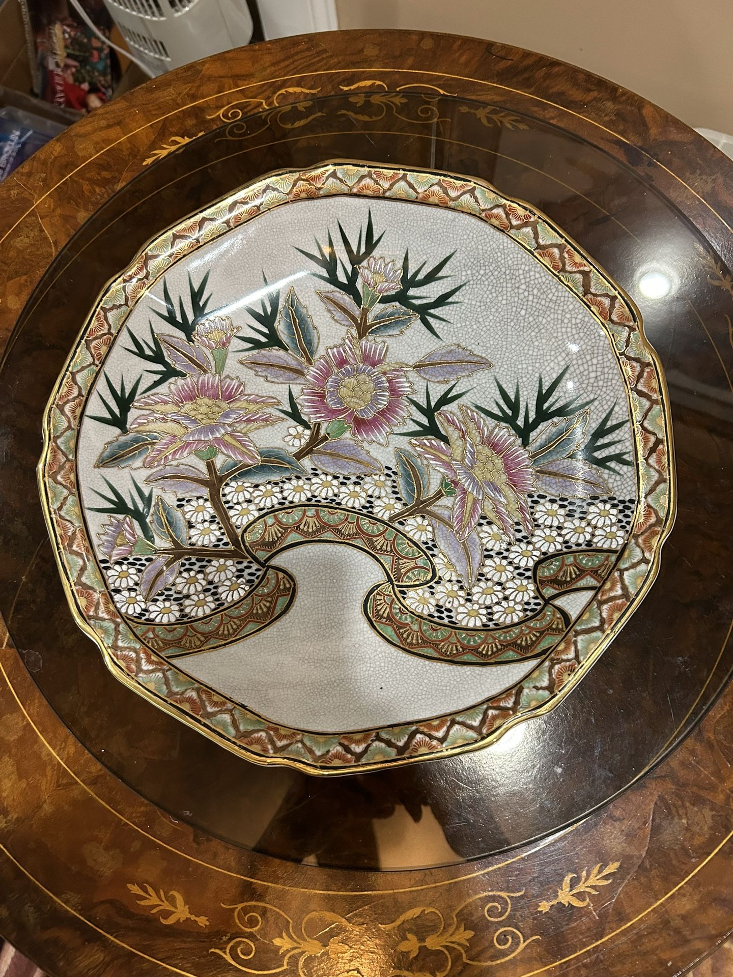Porcelain plate