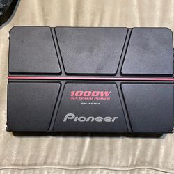 Pioneer 1000 Watt Amp