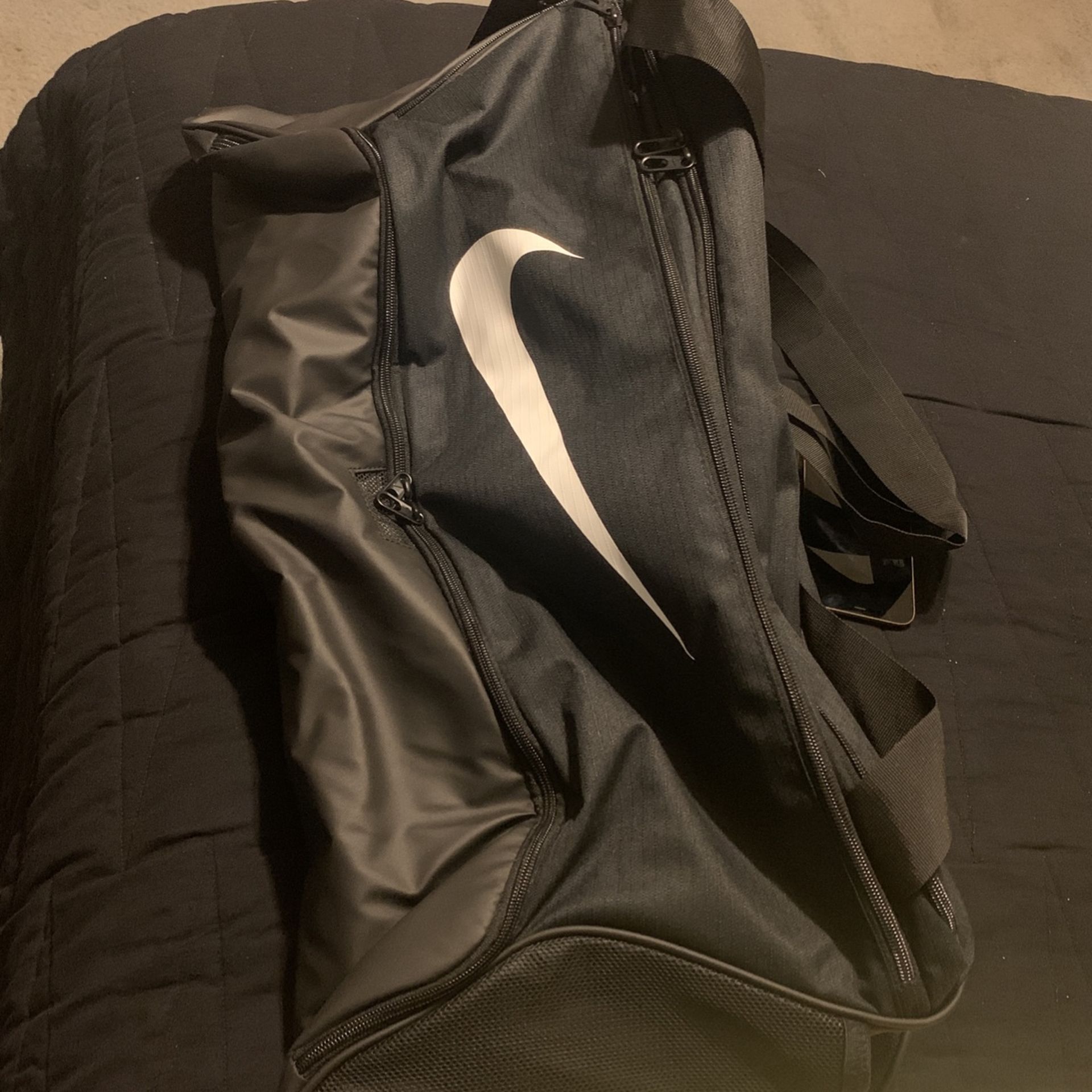 Brand New Large Nike Duffelbag