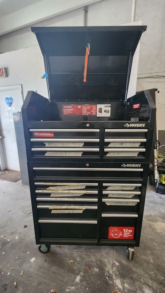 Husky 16 DRAWER TOOL CHEST on Wheels With 6 POWER OUTLETS and 2 USB