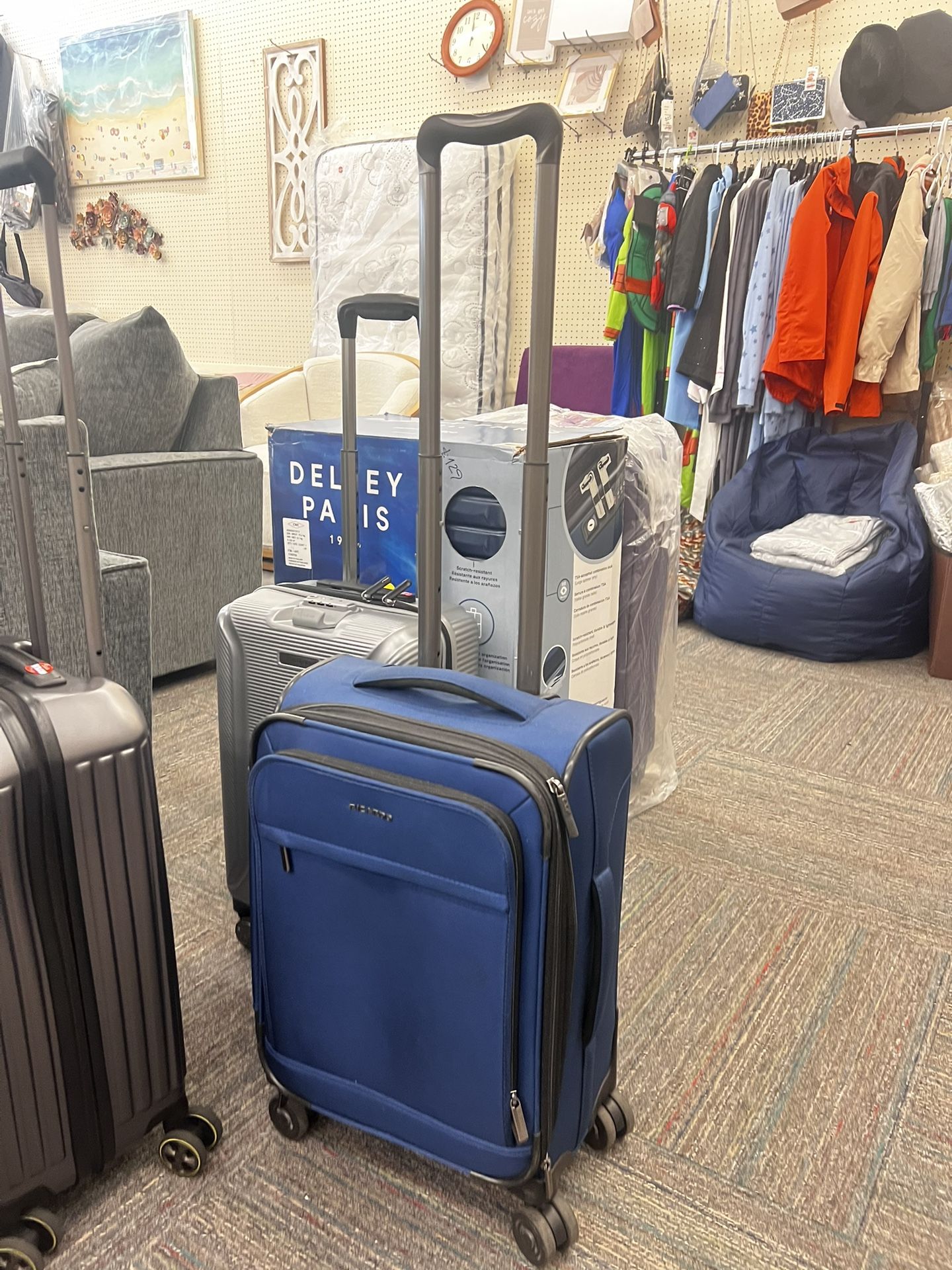 Ricardo Oceanside 22" Softside Carry-On Luggage Spinner - Pacific Blue, New