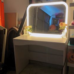 Mirror And Desk 