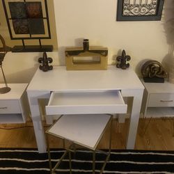 Vanity And End Tables 