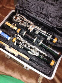 Clarinet by Bundy