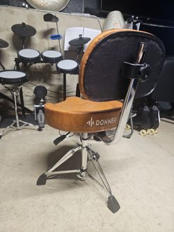 Drum throne