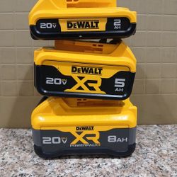 Dewalt Batteries ( Located in Hawthorne )(NO DELIVERY)