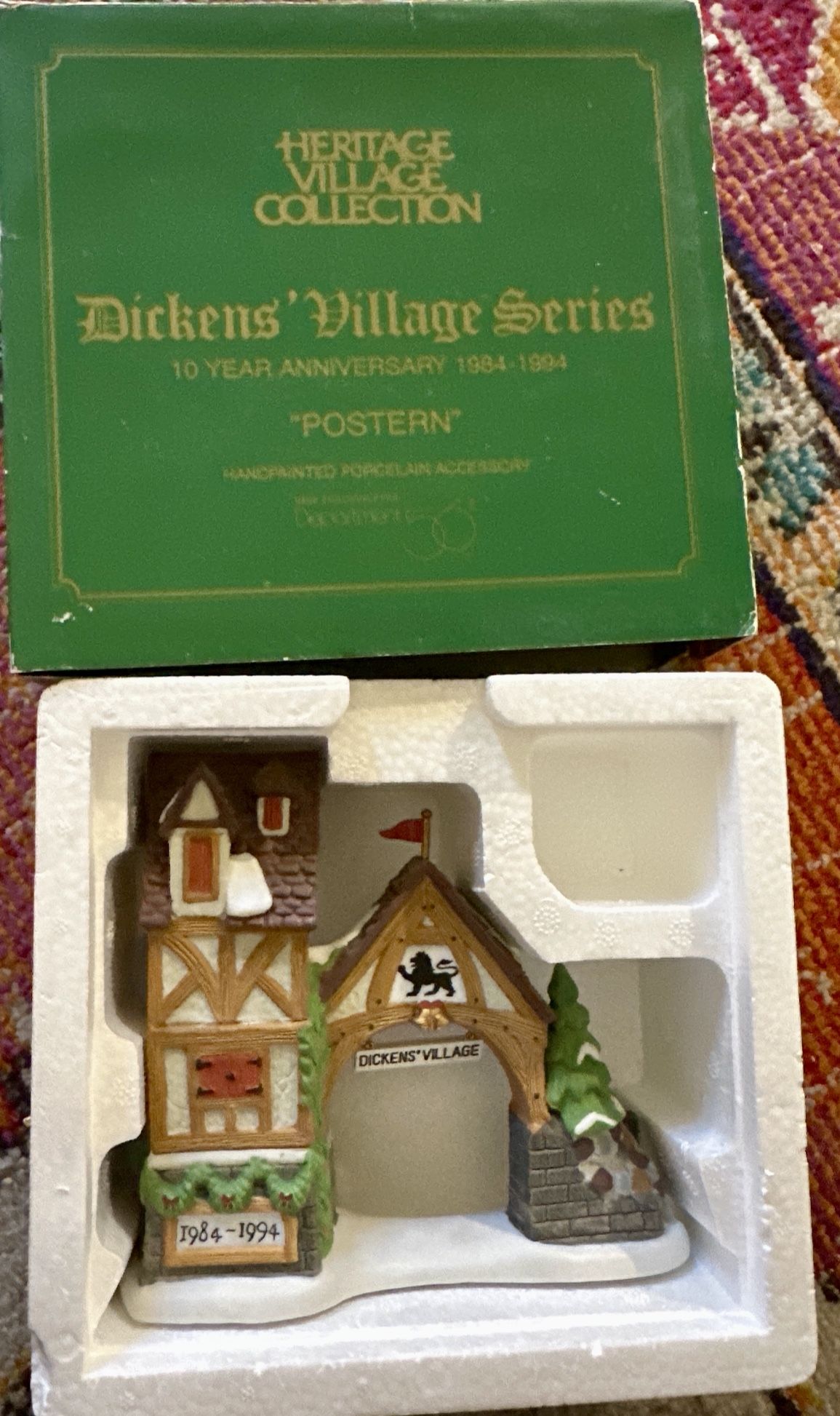 POSTERN (Dept. 56 Dickens’ Village – 10-Year Anniversary Edition, 1984–1994)