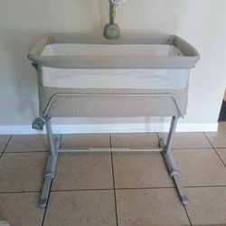 Bassinet 