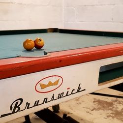 Very Rare Vintage 1951 Brunswick Pool Table W/folding Legs.