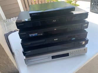 DVD -BLU-RAY PLAYERS