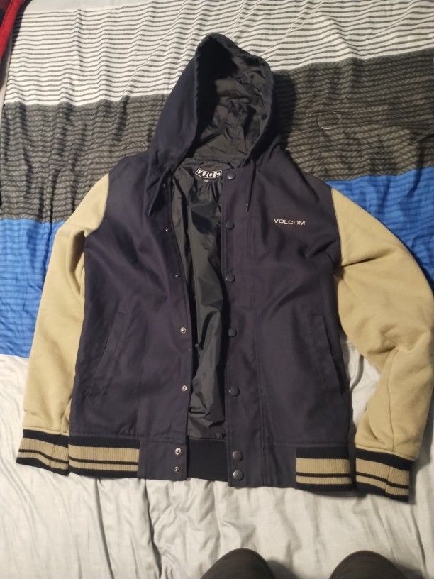 Volcome Button Up Hoodie Size Medium Mens