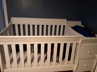 Baby crib