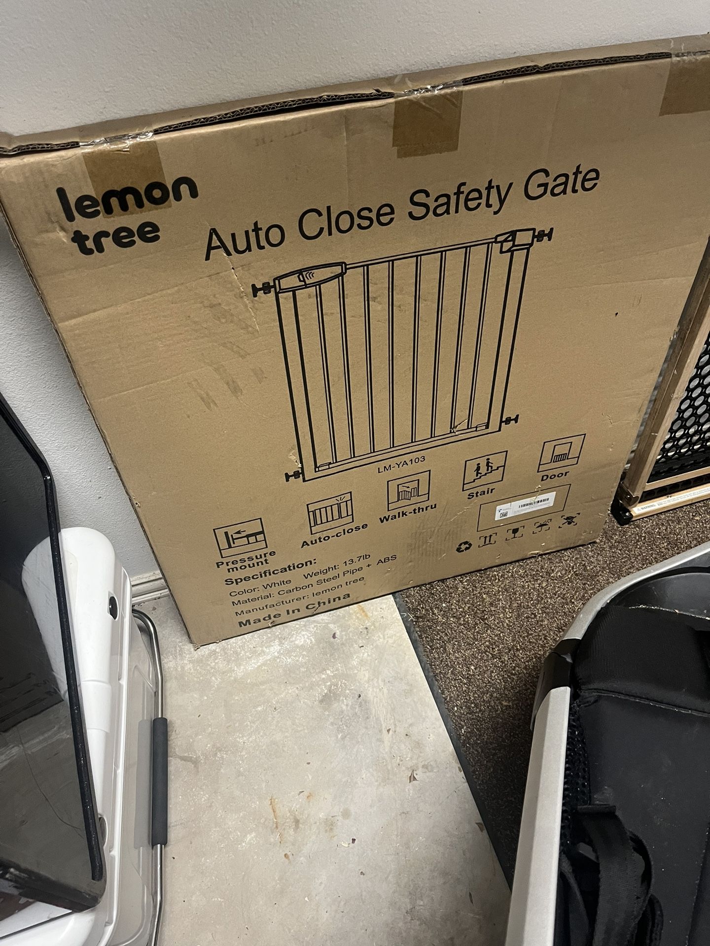 Brand New Lemon tree Baby Gate