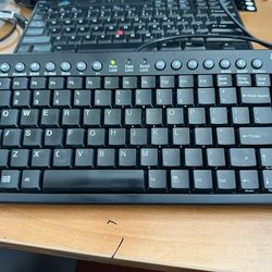 Adesso Mck-91 Ps/2 Ps2 Keyboard