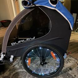 Burley Bike Trailer W Light Up Wheels