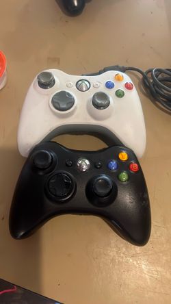 Xbox 360 wireless controllers