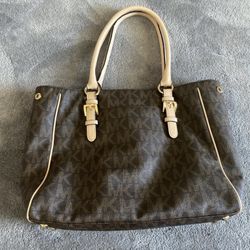 Michael Kors arm bag