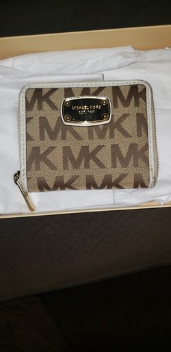 Michael Kors small wallet