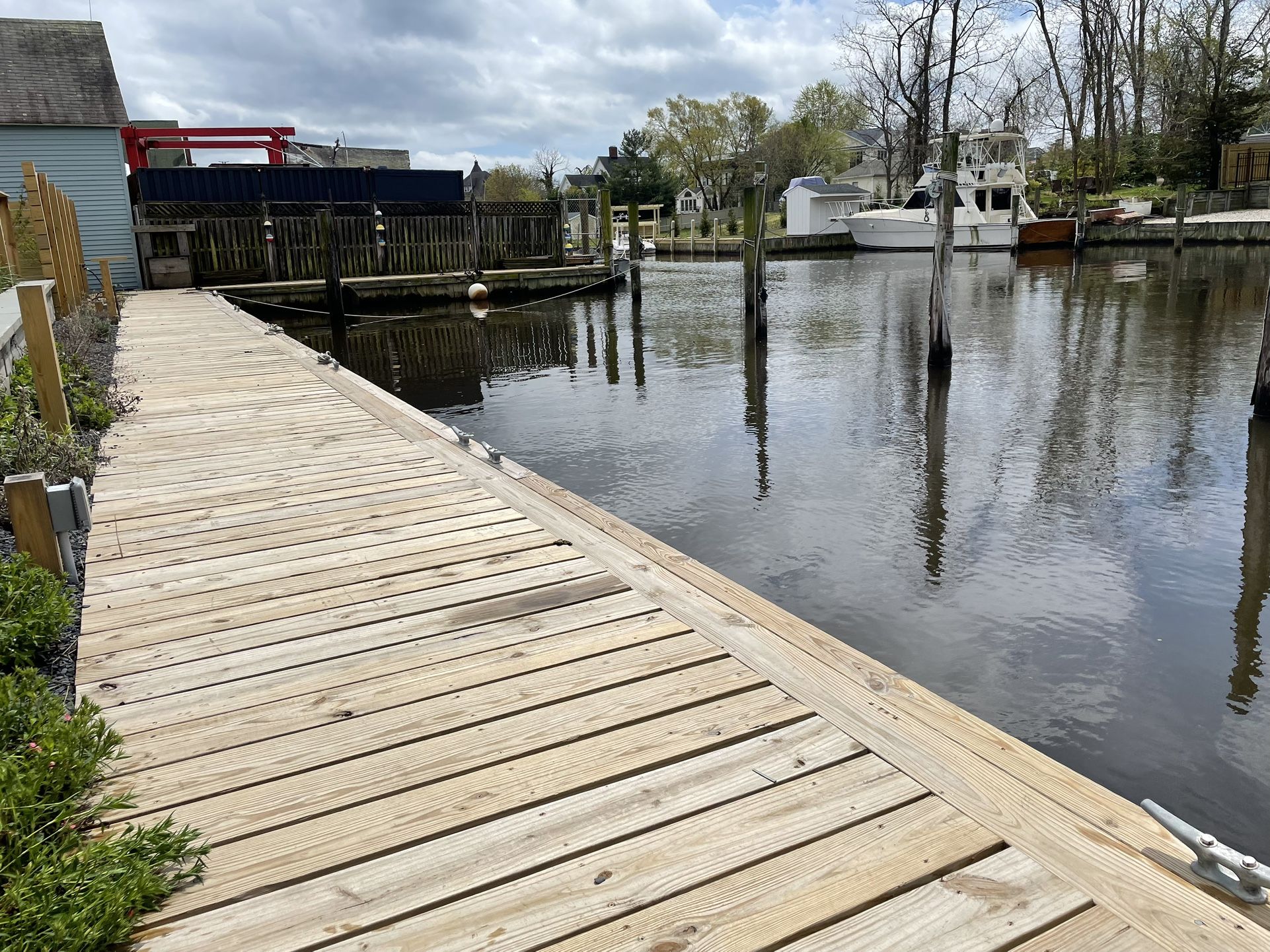 Boat Slips In Bay Shore - Private Residence