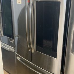 samsung family hub refrigerator 
