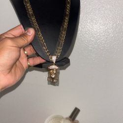 Gold Jesus Pendant 