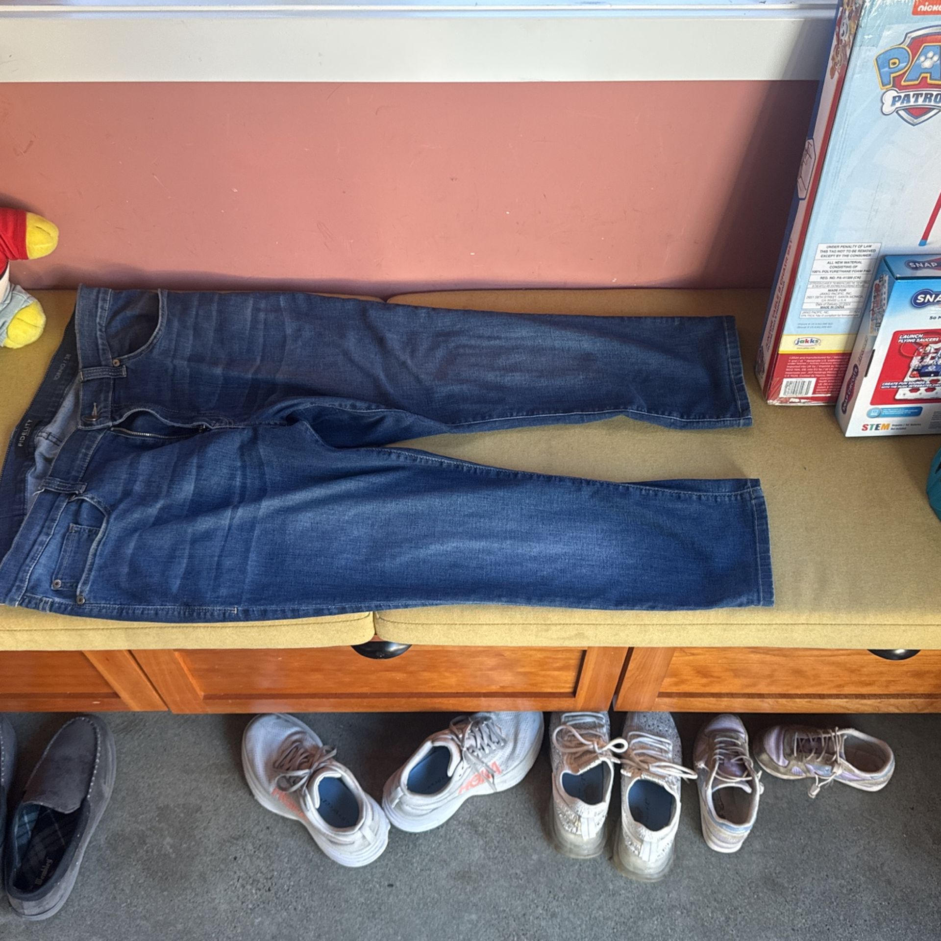 Men Fidelity Denim Torino Slim Fit Jeans (Dresden)