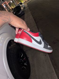 Jordan retros 1 lows