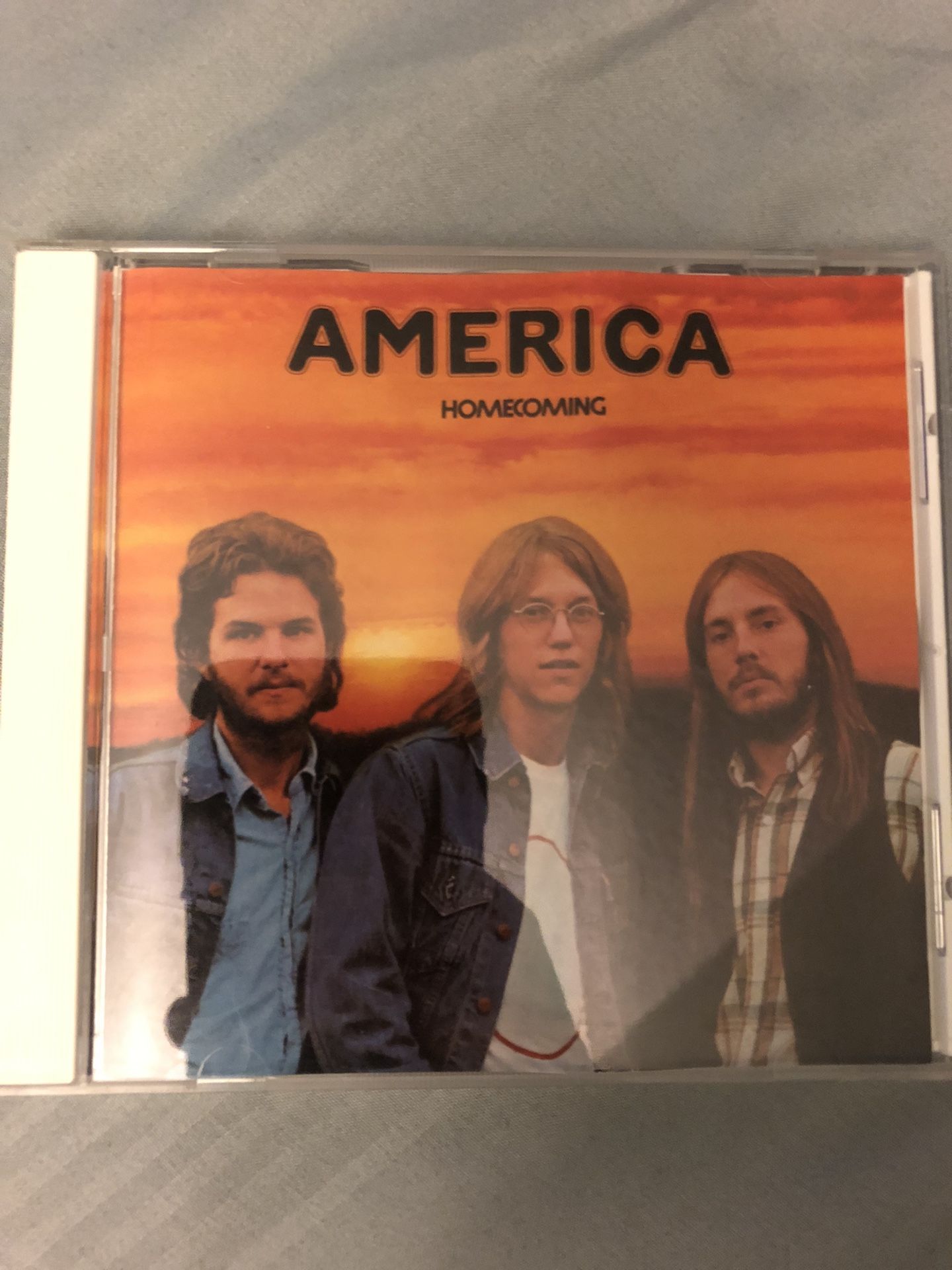 America Cd