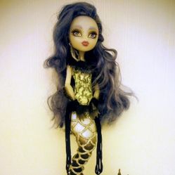 Monster High Doll Freaky Fusion Hybrids Sirena Von Boo 