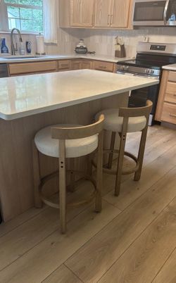 Luxury Stools Set 2, Open Box New!