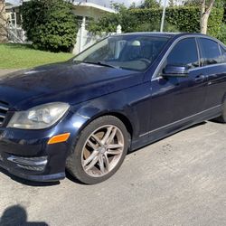 2014 Mercedes-Benz C-Class