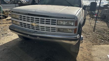 2000 Chevy dually parts
