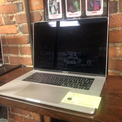Apple MacBook Pro 15" Touchbar (2019) – $399.98