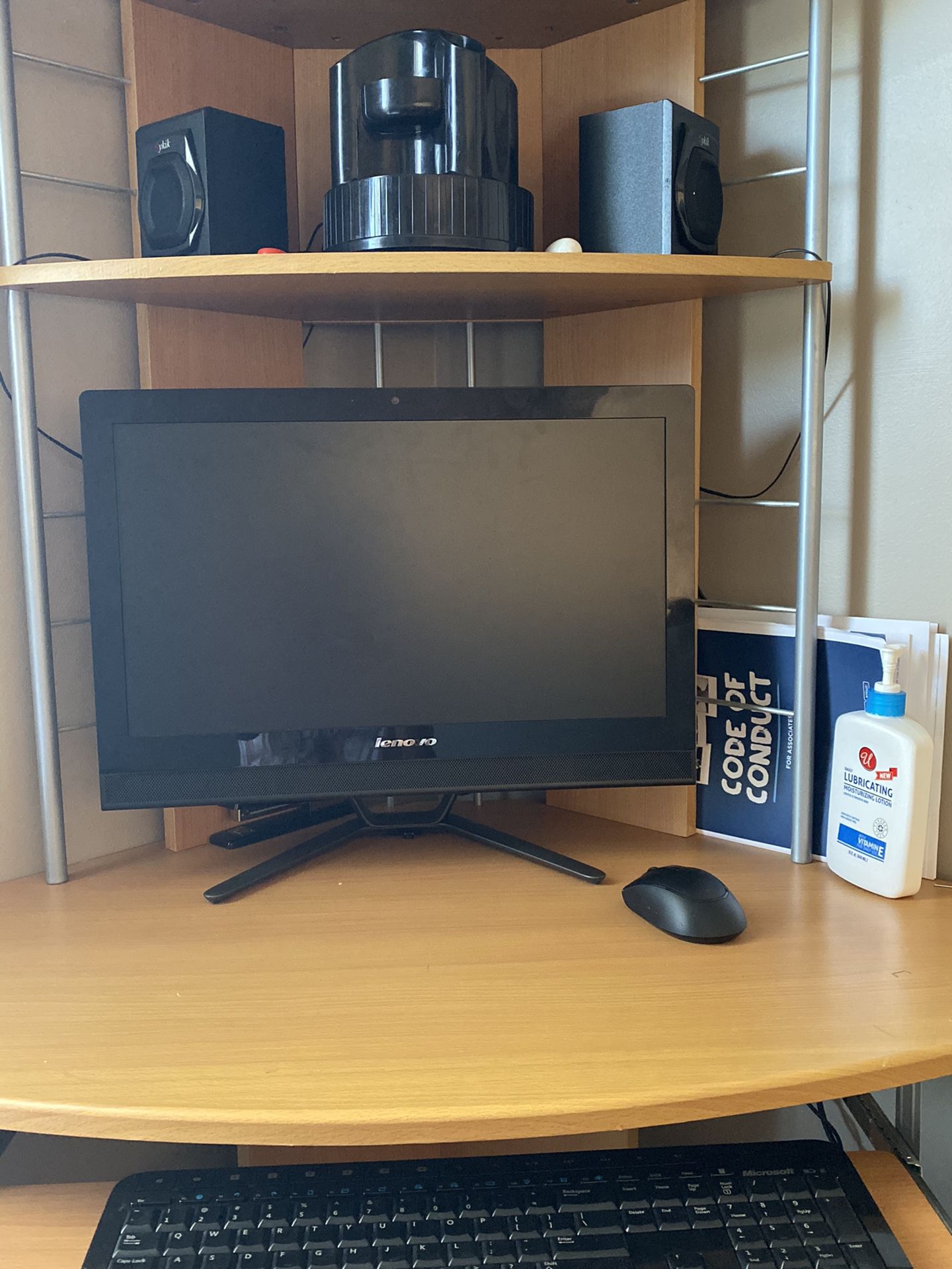 Desktops computer with cabinet