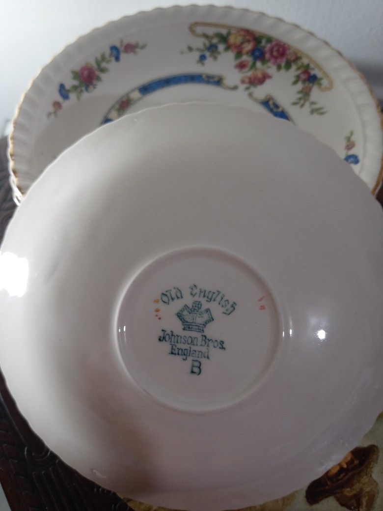 10 - England Porcelain Saucers - Old English Johnson Bros