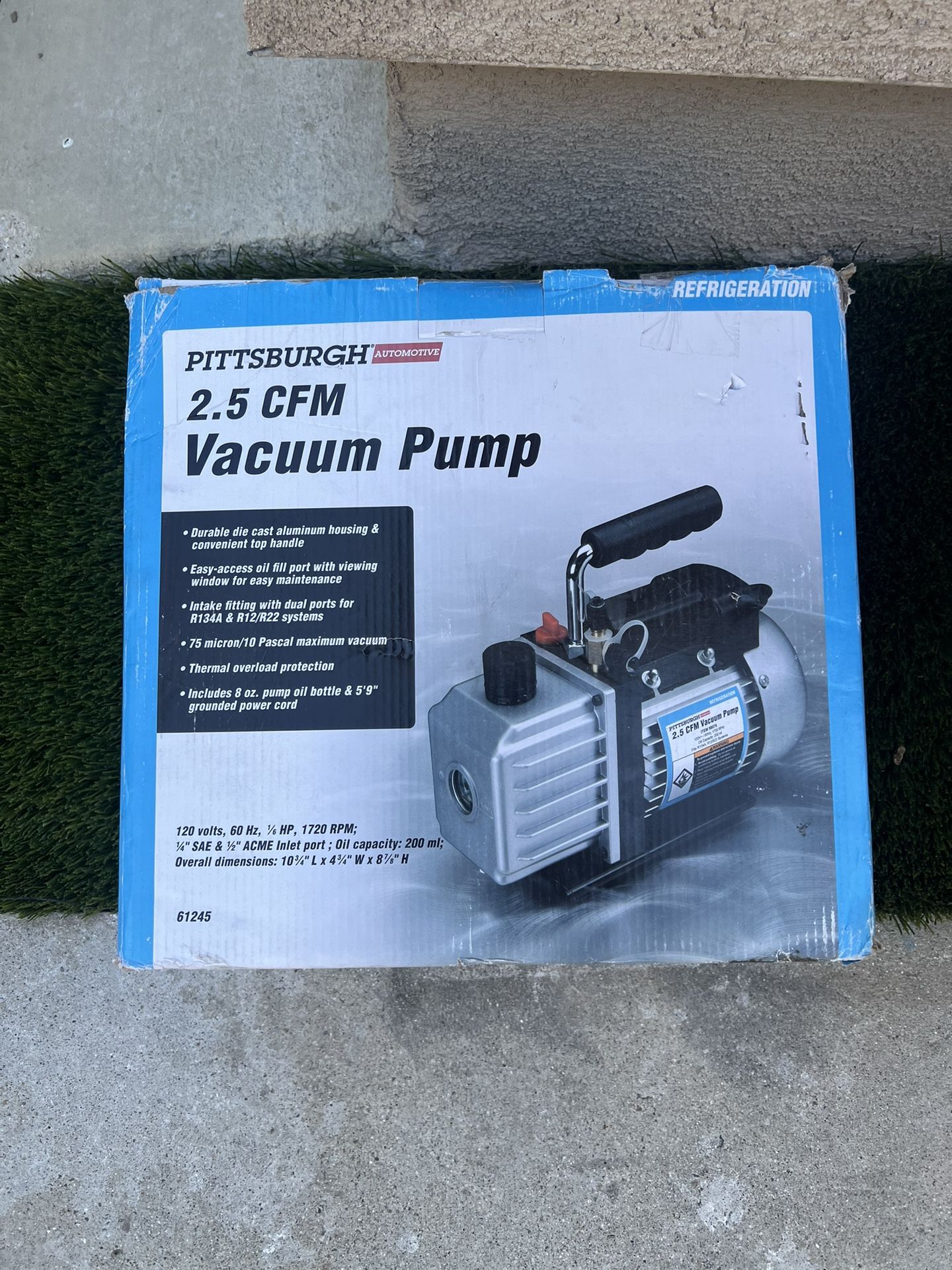Pittsburgh 2.5 CFM Vaccum Pump 