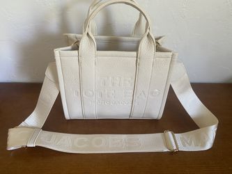 Marc Jacobs Leather Small Tote Bag. 10.3 inches long x 8.5 inches high x 5 inches deep
