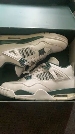 Jordan 4’s