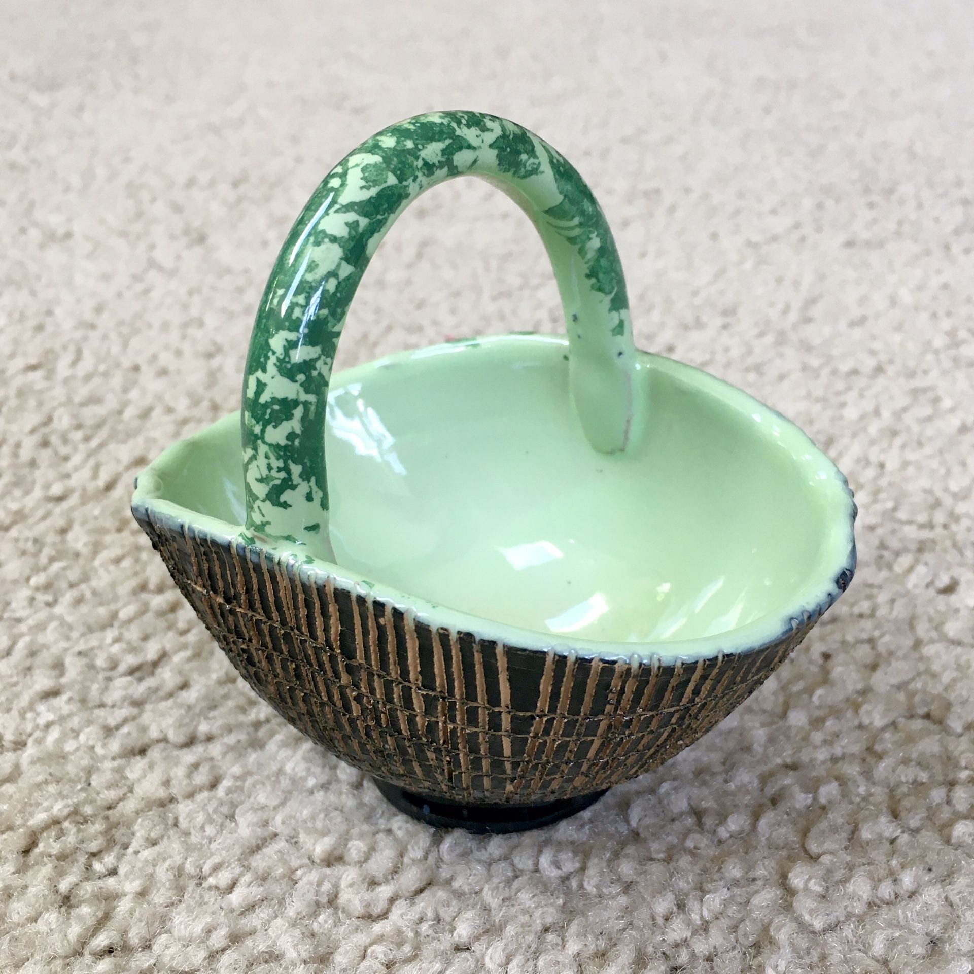 Vintage Ceramic Green/Brown Basket w/ Handle - Woven Wicker Style - Art Pottery