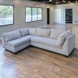 GREY SECTIONAL COUCH 