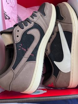 Travis Scott x Nike Air Jordan 1 Low
