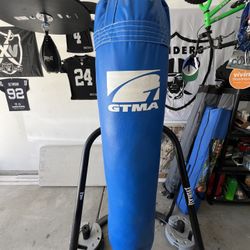 Boxing Station