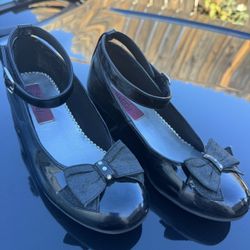 Girls Size 3 Black Dress Shoes