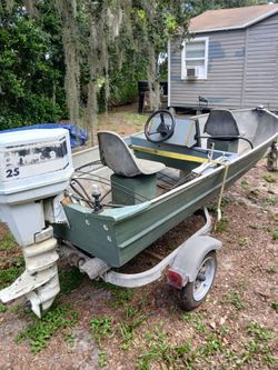 12ft v bottom w/25hp Chrysler