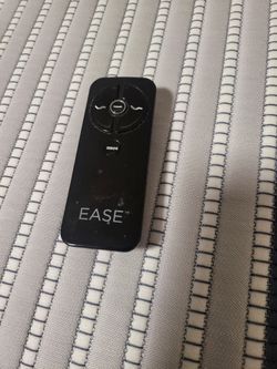 Queen Mattress Firm Serta ISeries Hybrid Electric Bed Frame $800
