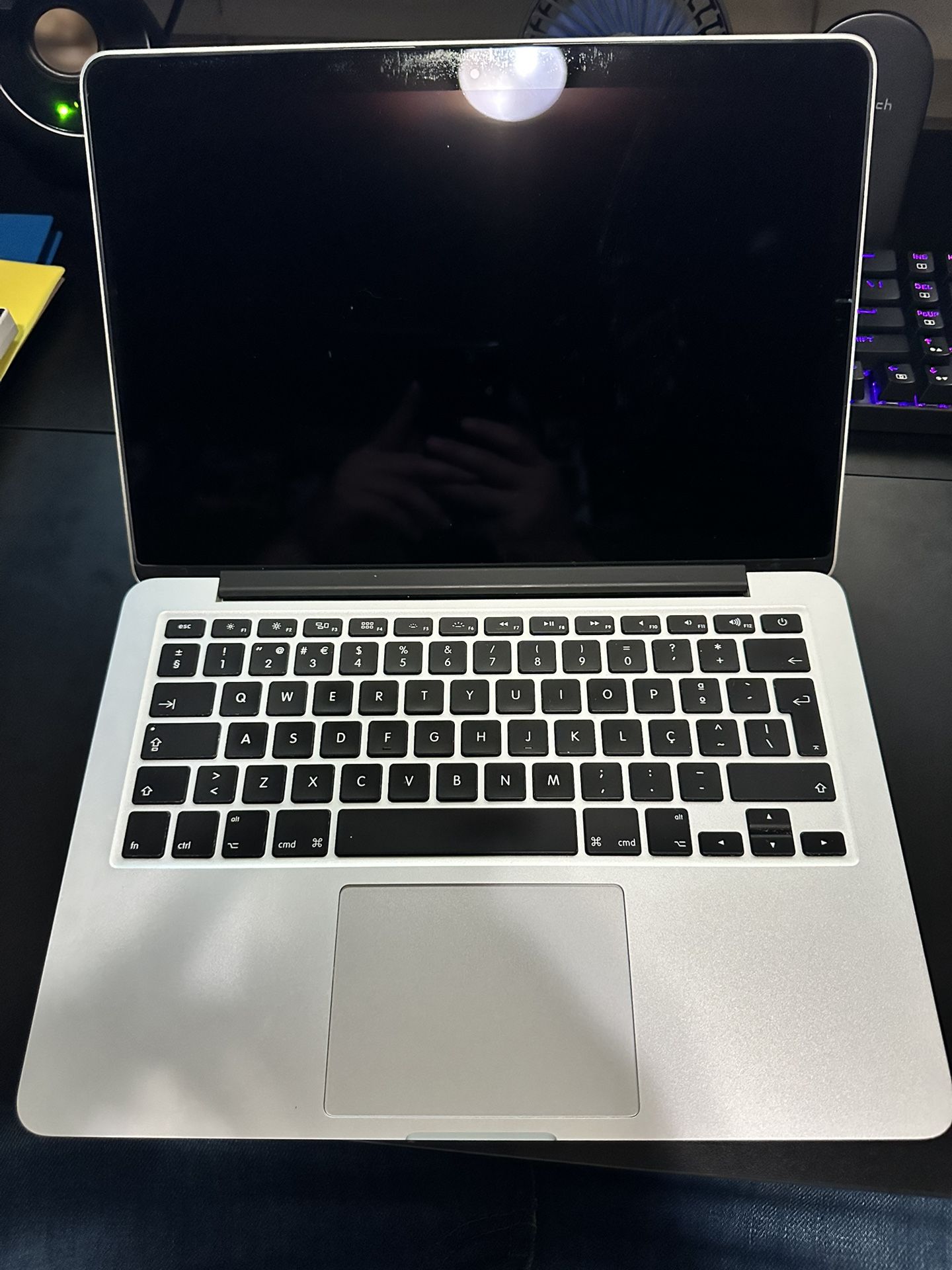 Macbook A1502