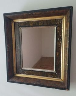 Antique French burl walnut frame with gilt trim from the 19th-century Victorian era. 
The frame features a deep well design and a rich, dark walnut fi